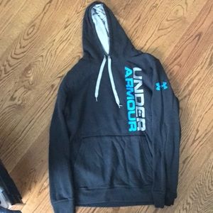 UNDER ARMOUR HOODIE